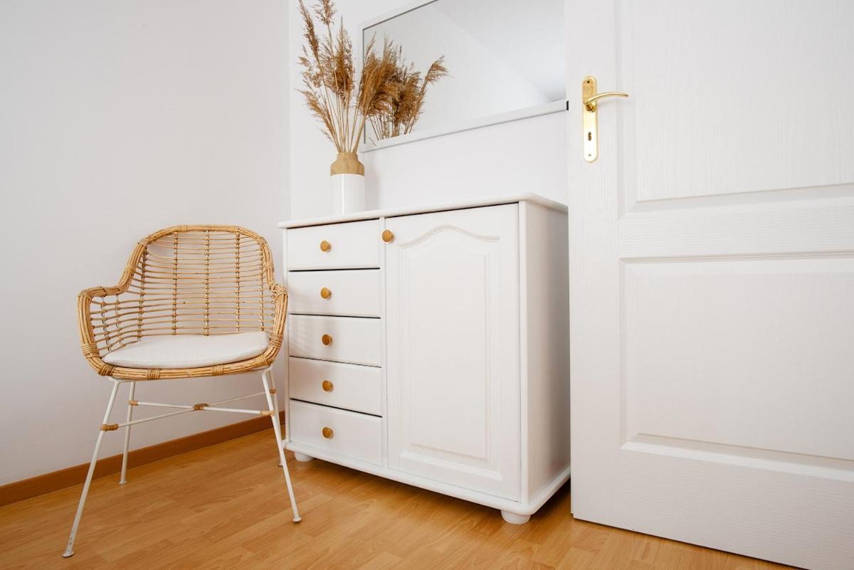 גורז'וב ווילקופולסקי Apartament Gorzow מראה חיצוני תמונה